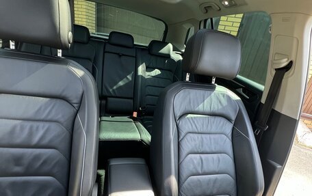 Volkswagen Tiguan II, 2017 год, 2 650 000 рублей, 11 фотография