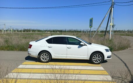 Skoda Octavia, 2018 год, 1 150 000 рублей, 7 фотография
