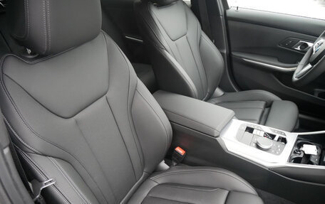 BMW 3 серия, 2024 год, 7 700 000 рублей, 13 фотография