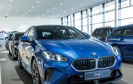 BMW 1 серия, 2025 год, 5 990 000 рублей, 2 фотография