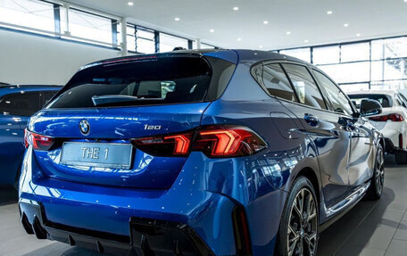 BMW 1 серия, 2025 год, 5 990 000 рублей, 3 фотография