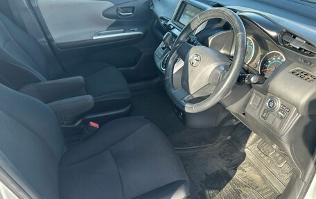 Toyota Wish II, 2009 год, 1 265 000 рублей, 13 фотография