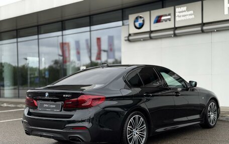 BMW 5 серия, 2019 год, 3 800 000 рублей, 5 фотография