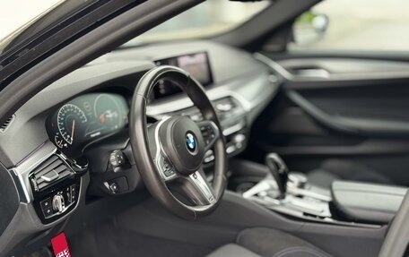 BMW 5 серия, 2019 год, 3 800 000 рублей, 19 фотография