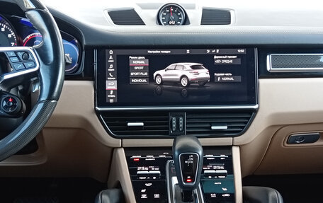 Porsche Cayenne III, 2018 год, 5 650 000 рублей, 18 фотография
