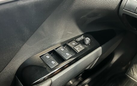 Toyota Camry, 2018 год, 2 185 000 рублей, 19 фотография