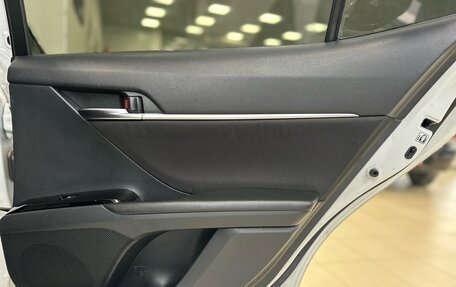 Toyota Camry, 2018 год, 2 185 000 рублей, 32 фотография