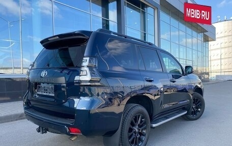 Toyota Land Cruiser Prado 150 рестайлинг 2, 2022 год, 7 100 000 рублей, 7 фотография