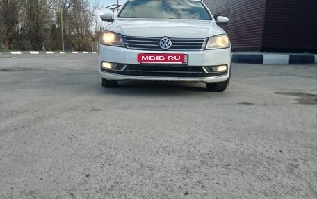 Volkswagen Passat B7, 2011 год, 800 000 рублей, 6 фотография