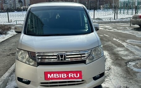 Honda Stepwgn IV, 2011 год, 1 450 000 рублей, 11 фотография
