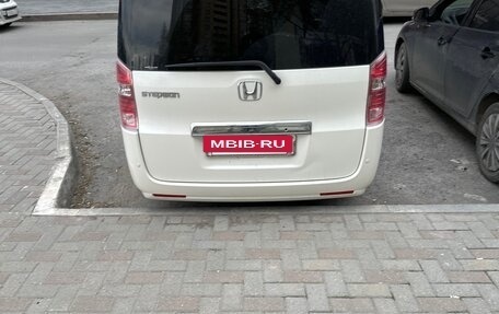 Honda Stepwgn IV, 2011 год, 1 450 000 рублей, 13 фотография