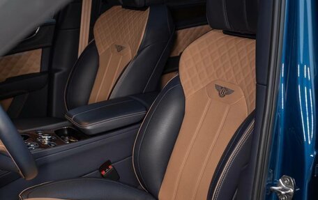 Bentley Bentayga I, 2021 год, 26 200 000 рублей, 20 фотография