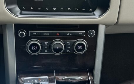 Land Rover Range Rover IV рестайлинг, 2017 год, 5 550 000 рублей, 18 фотография