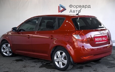 KIA cee'd I рестайлинг, 2011 год, 890 000 рублей, 4 фотография