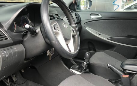 Hyundai Solaris II рестайлинг, 2013 год, 850 000 рублей, 16 фотография