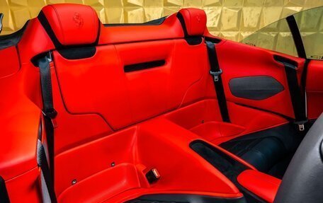 Ferrari Roma, 2024 год, 46 000 000 рублей, 17 фотография