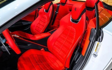 Ferrari Roma, 2024 год, 46 000 000 рублей, 21 фотография