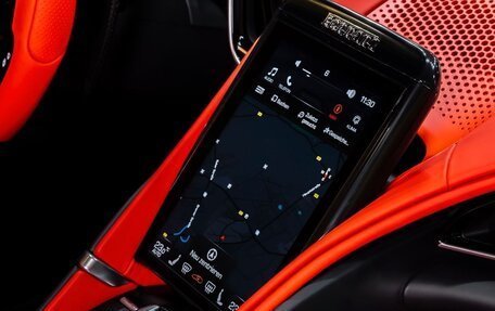 Ferrari Roma, 2024 год, 46 000 000 рублей, 18 фотография