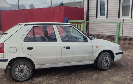 Skoda Felicia I рестайлинг, 2001 год, 145 000 рублей, 2 фотография
