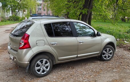 Renault Sandero I, 2011 год, 580 000 рублей, 2 фотография