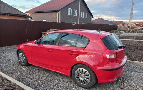 BMW 1 серия, 2004 год, 550 000 рублей, 3 фотография