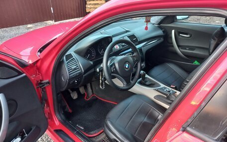 BMW 1 серия, 2004 год, 550 000 рублей, 10 фотография