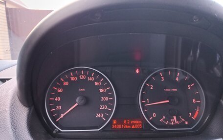 BMW 1 серия, 2004 год, 550 000 рублей, 13 фотография