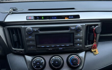 Toyota RAV4, 2013 год, 1 650 000 рублей, 10 фотография