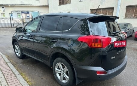 Toyota RAV4, 2013 год, 1 650 000 рублей, 8 фотография