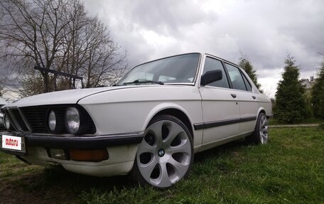BMW 5 серия, 1985 год, 600 000 рублей, 5 фотография