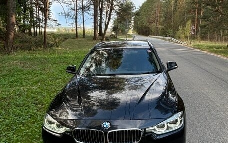 BMW 3 серия, 2016 год, 1 890 000 рублей, 10 фотография