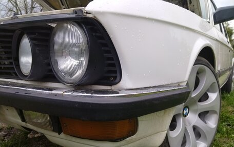 BMW 5 серия, 1985 год, 600 000 рублей, 19 фотография