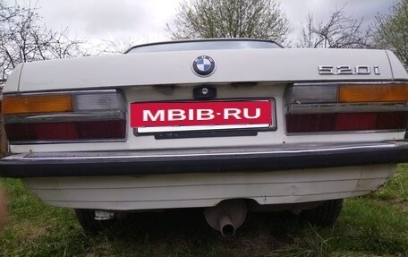 BMW 5 серия, 1985 год, 600 000 рублей, 31 фотография
