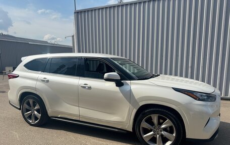 Toyota Highlander, 2020 год, 4 540 000 рублей, 4 фотография
