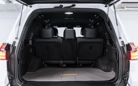 Lexus LX III, 2020 год, 10 800 000 рублей, 27 фотография