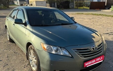 Toyota Camry, 2007 год, 1 390 000 рублей, 2 фотография