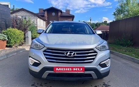 Hyundai Santa Fe III рестайлинг, 2015 год, 2 150 000 рублей, 2 фотография