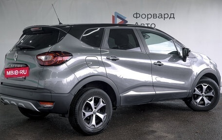 Renault Kaptur I рестайлинг, 2017 год, 1 500 000 рублей, 3 фотография