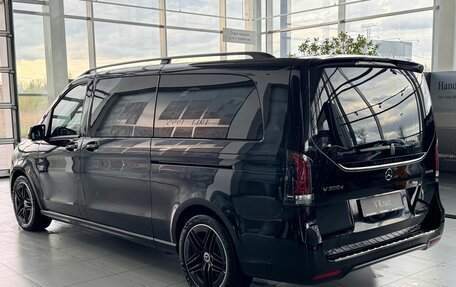 Mercedes-Benz V-Класс, 2024 год, 24 200 000 рублей, 2 фотография