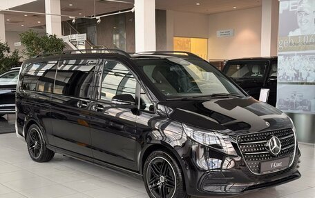 Mercedes-Benz V-Класс, 2024 год, 24 200 000 рублей, 6 фотография