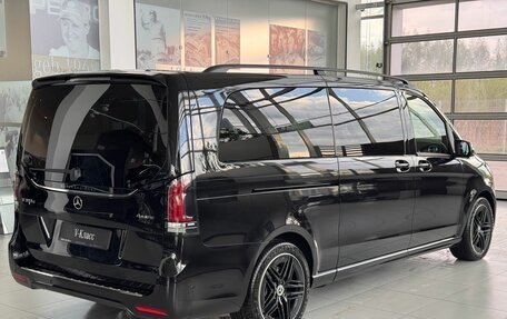 Mercedes-Benz V-Класс, 2024 год, 24 200 000 рублей, 5 фотография