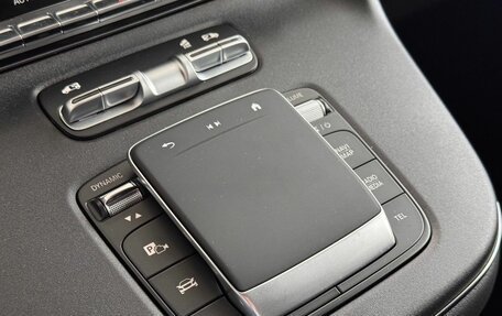 Mercedes-Benz V-Класс, 2024 год, 24 200 000 рублей, 17 фотография