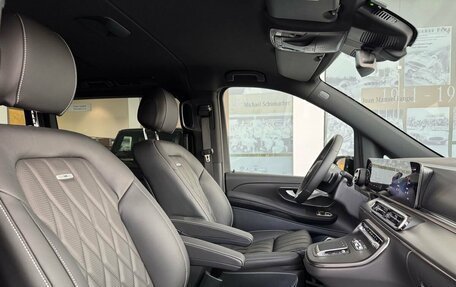 Mercedes-Benz V-Класс, 2024 год, 24 200 000 рублей, 35 фотография