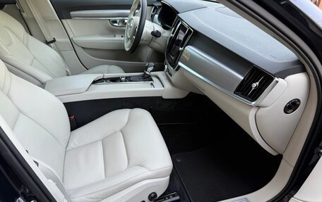 Volvo S90 II рестайлинг, 2017 год, 2 900 000 рублей, 5 фотография