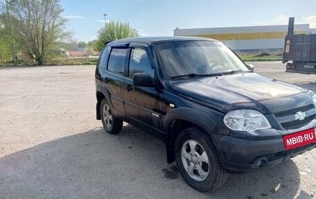 Chevrolet Niva I рестайлинг, 2013 год, 550 000 рублей, 2 фотография