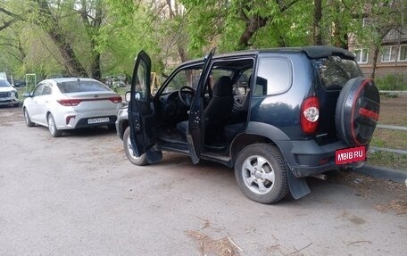 Chevrolet Niva I рестайлинг, 2013 год, 550 000 рублей, 7 фотография