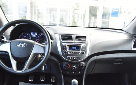 Hyundai Solaris II рестайлинг, 2014 год, 950 000 рублей, 16 фотография