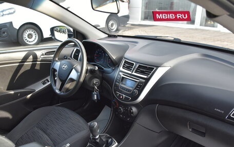 Hyundai Solaris II рестайлинг, 2014 год, 950 000 рублей, 17 фотография