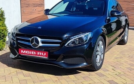 Mercedes-Benz C-Класс, 2016 год, 2 100 000 рублей, 2 фотография