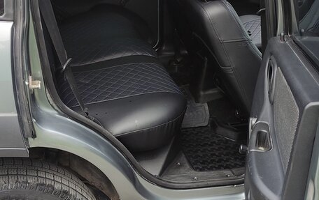 Chevrolet Niva I рестайлинг, 2011 год, 610 000 рублей, 2 фотография